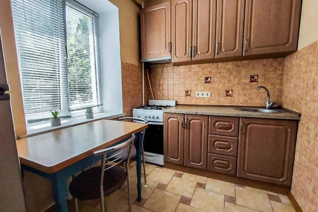 Ferienwohnung Cozy Flat Kiew Exterior foto