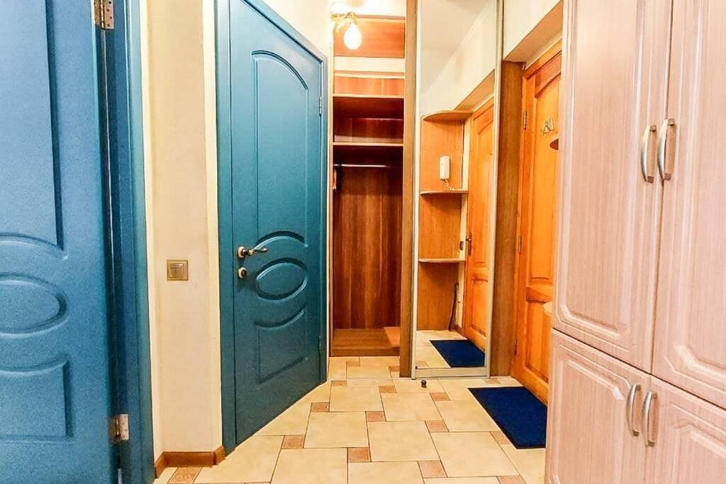 Ferienwohnung Cozy Flat Kiew Exterior foto